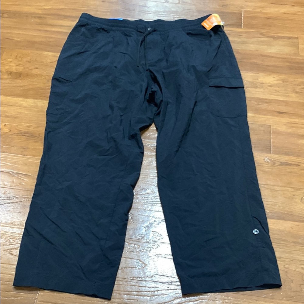 NWT Columbia Straight Leg Omni-Shade UPF 30 Performance Cargo Pants